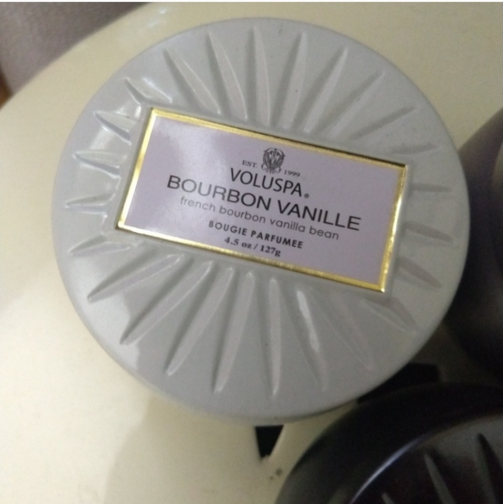 Nwt voluspa candles- - Picture 3 of 4